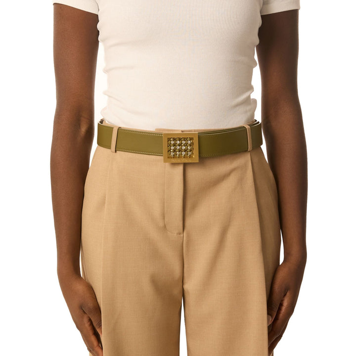 Khaki- Model #color_Khaki